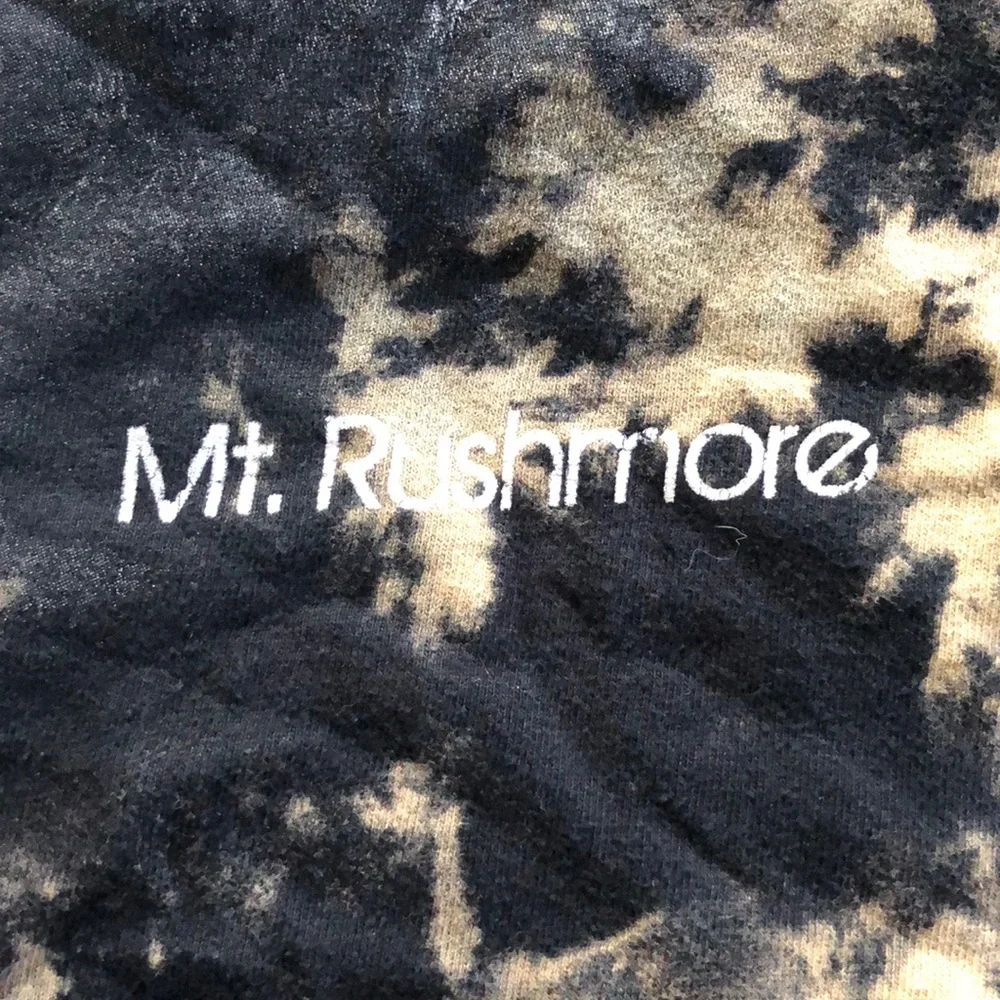 Americana Mount‎ Rushmore tie-dye Travel Tee M 🇺🇸